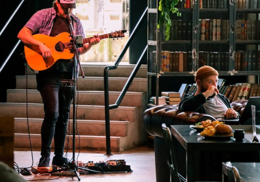 Bay Ten Espresso live music